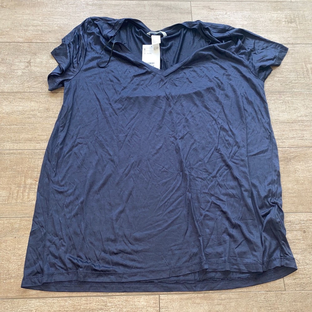 H&M Women’s T-Shirt Blue Brand New With Tags MSRP $13